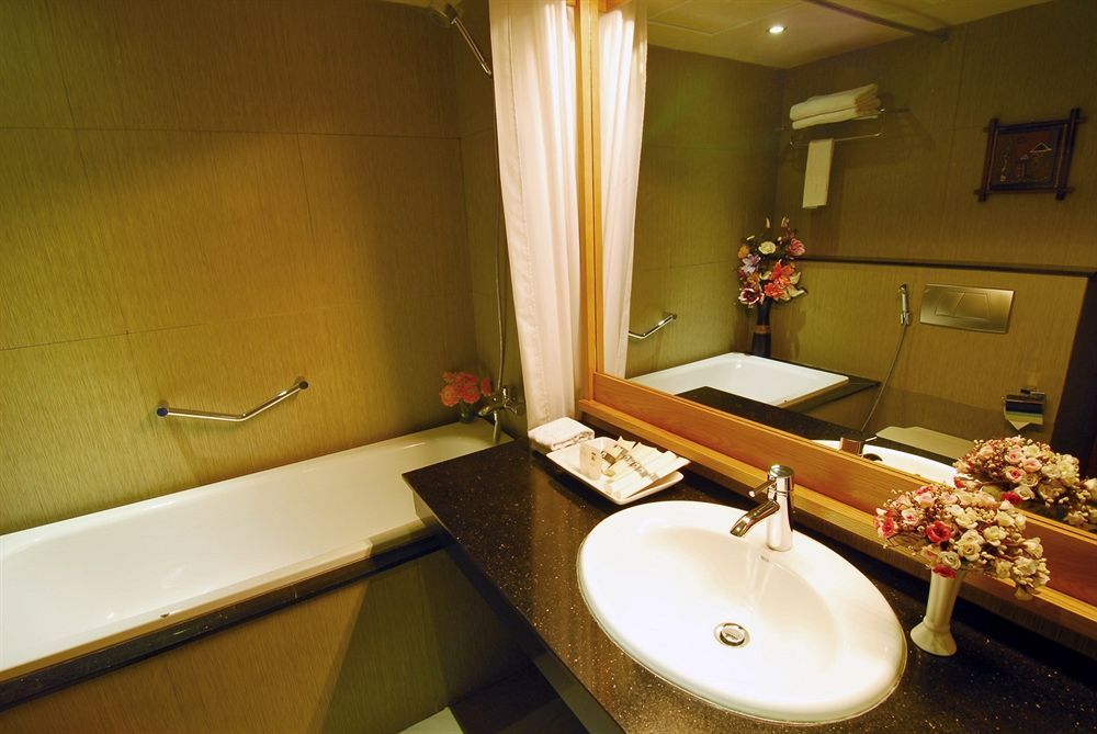 Hanoi Eternity Hotel מראה חיצוני תמונה