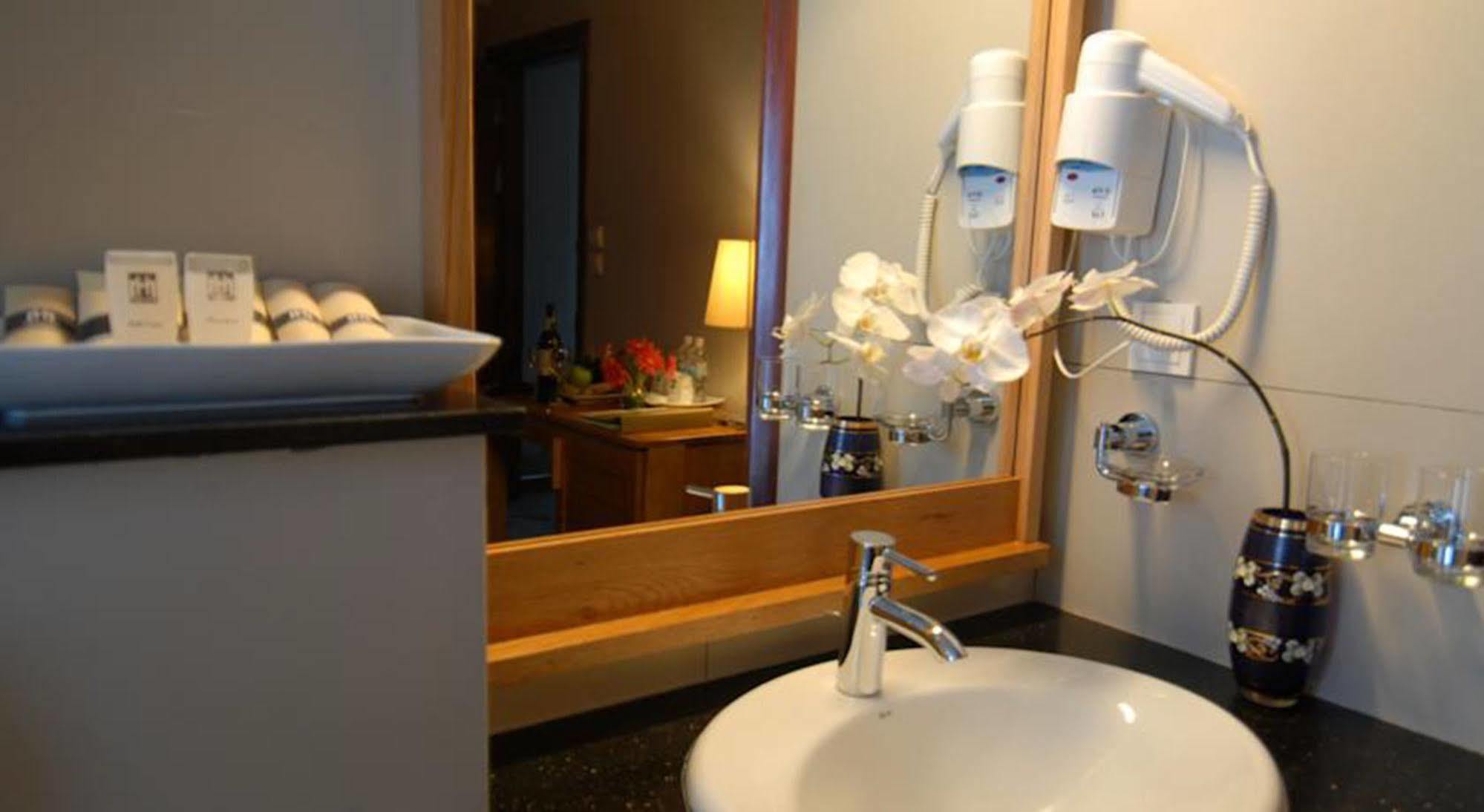 Hanoi Eternity Hotel מראה חיצוני תמונה